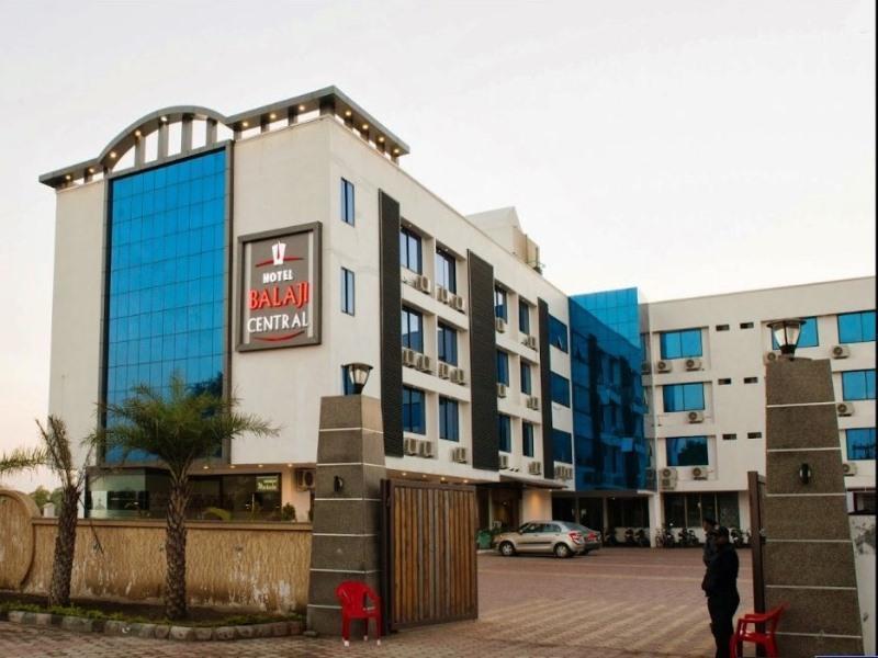 Hotel Balaji Central Ratlam Экстерьер фото