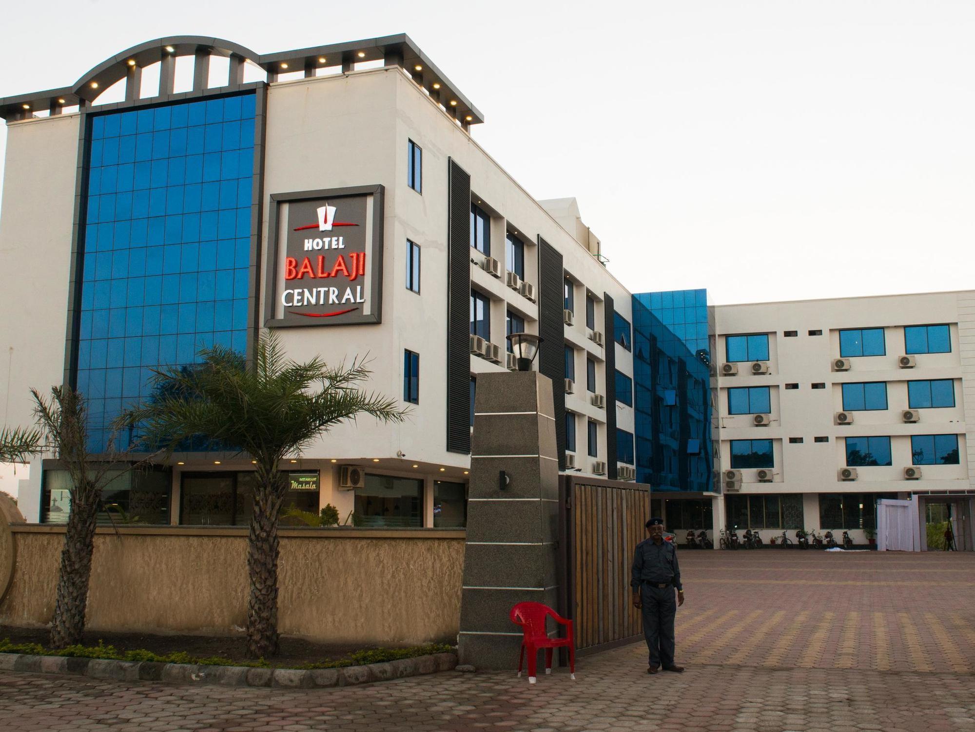 Hotel Balaji Central Ratlam Экстерьер фото