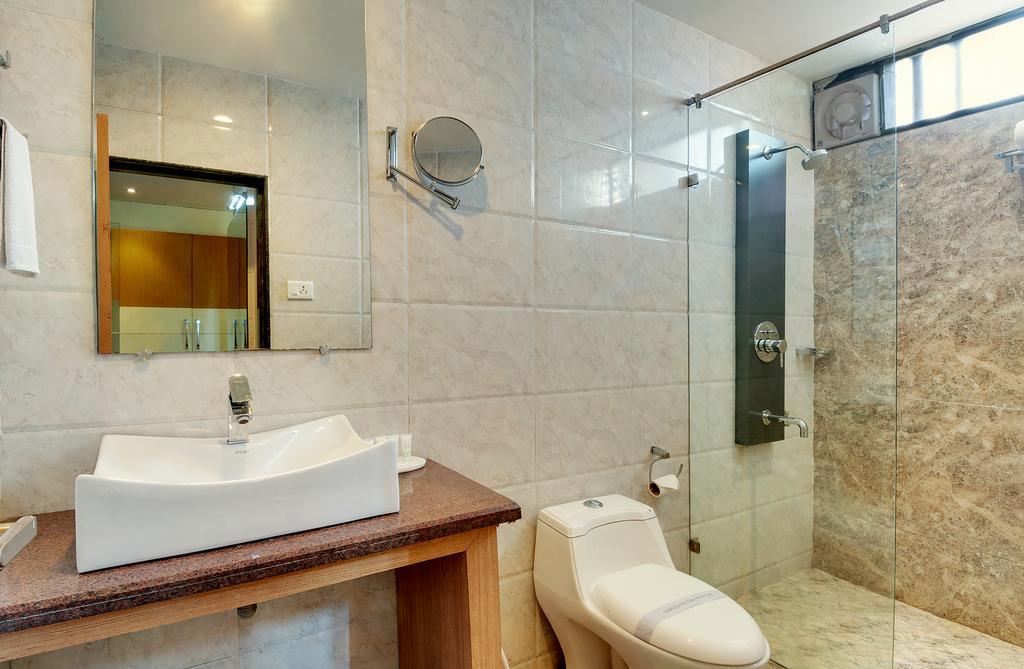 Hotel Balaji Central Ratlam Экстерьер фото
