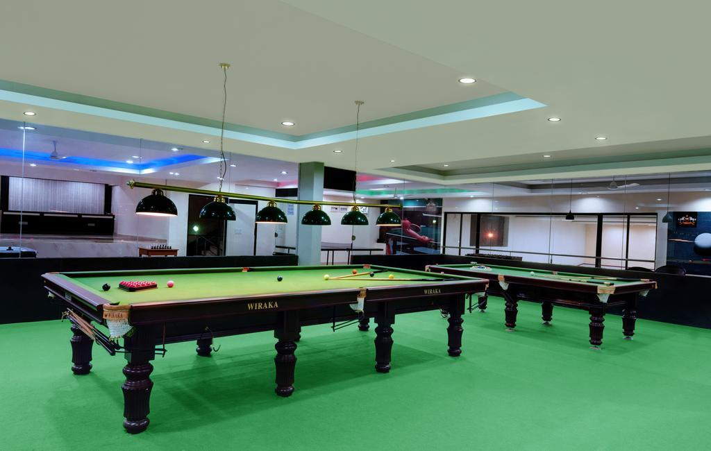 Hotel Balaji Central Ratlam Экстерьер фото